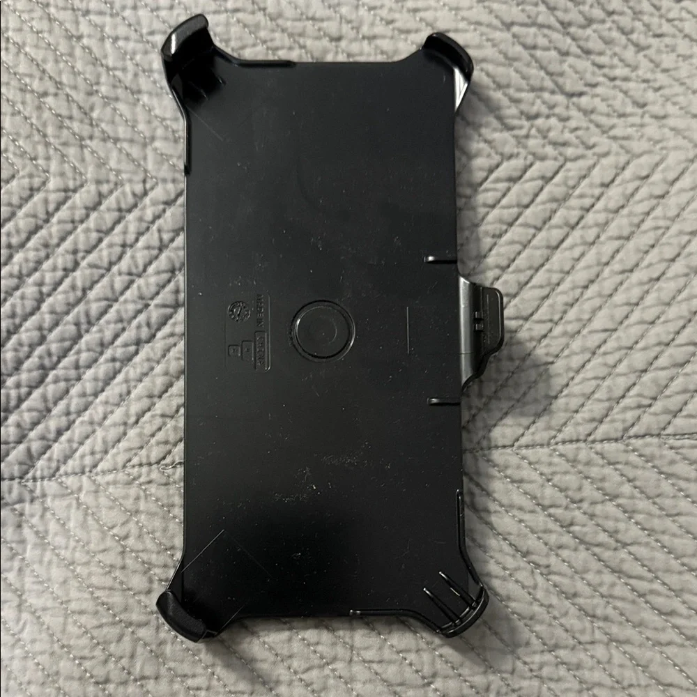 OtterBox Black only Clip-On Phone Holster for iPhone 16 pro max